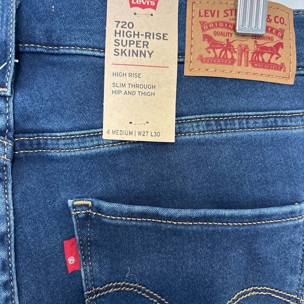 Levi's Dark Blue High Rise Jeans - Picture 4 of 4